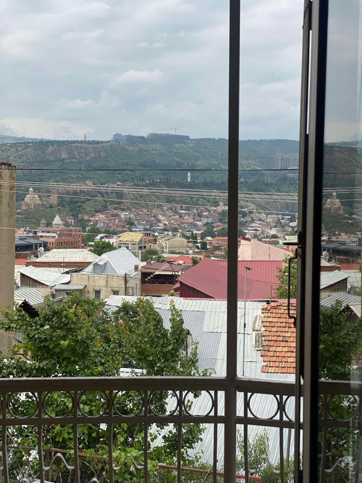 K&N Guesthouse Tbilisi Bagian luar foto