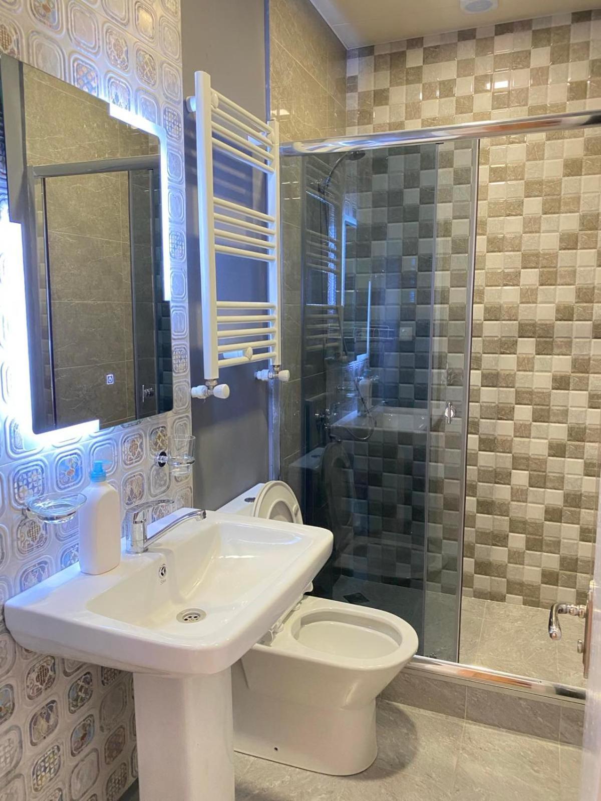 K&N Guesthouse Tbilisi Bagian luar foto